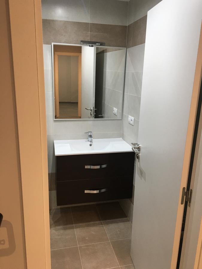 Dpcristal City Apartments 萨里亚 外观 照片